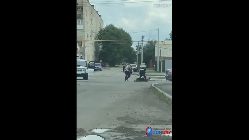 В гуково мужчина пытался открыть огонь