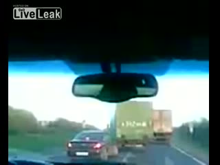 Водила фуры отжигает