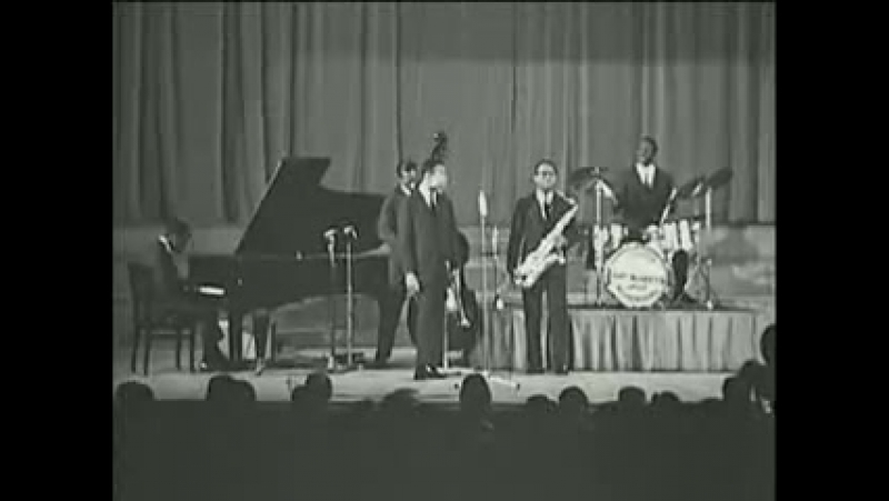 Art blakey &amp; the jazz messengers with benny golson, lee morgan &amp; bobby timmons moanin'
