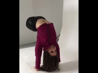 Amputee handstand