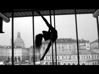 Pole dance valeria bonalume revolutionary goldcheaper video