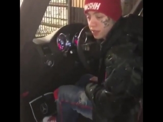 Lil xan and his g wagen