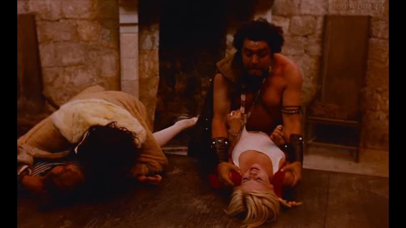 Про вампиров(есть бдсм) requiem for a vampire(реквием по вампиру) 1971 год, мари пьер кастель