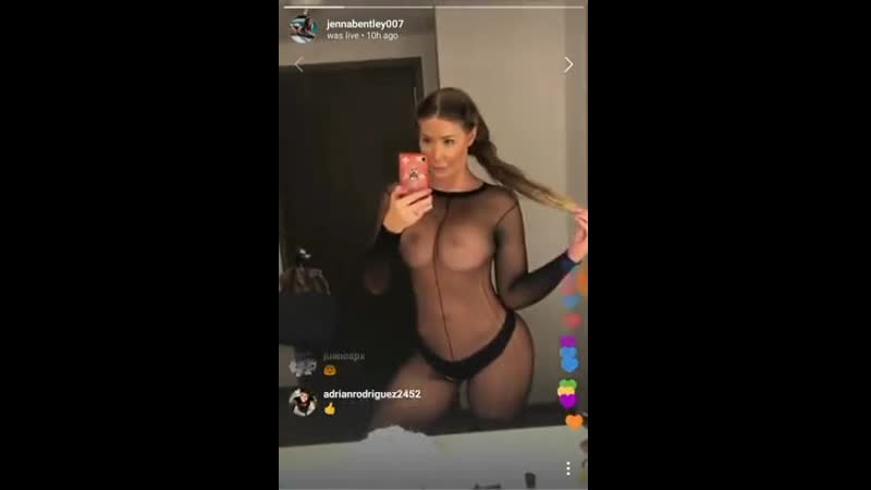 Pants porn video – Почти голая девушка соблазняет подписчиков в перископе прозрачные колготки сиськи жопа засвет трансляция periscope dance pants