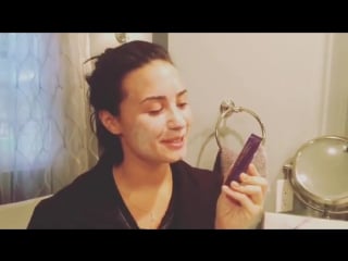 Celebrate the new year w clear skin!! clarifying mud masque is now in the essentials kit!