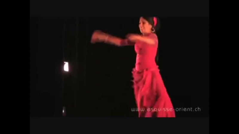 Iraqi dancer assala ibrahim; classical sharqi oum kalthoum ' ام كلثوم الف لي