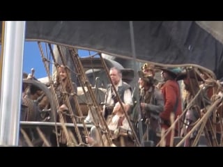 New footage of johnny depp as captain jack aboard black pearl #potc5 kevin mcnally, martin klebba