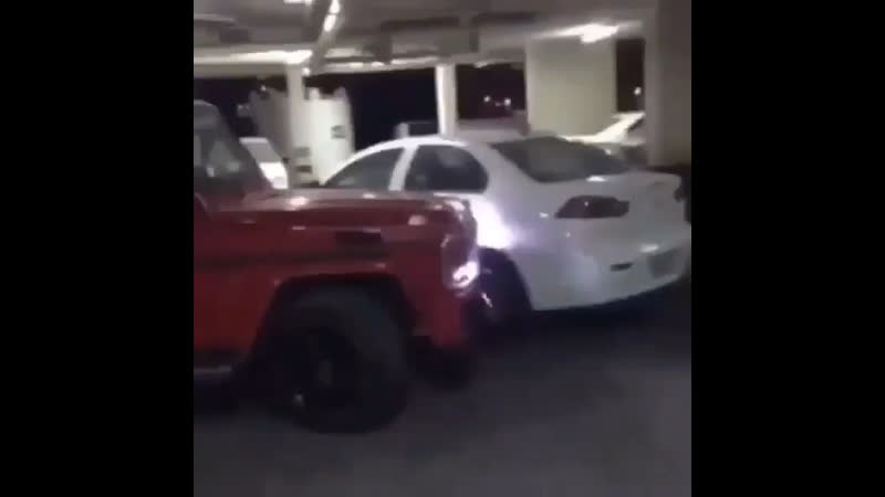 Когда перегородили выезд с паркои