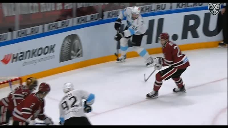 Костицын забрасывает с отрицательного угла