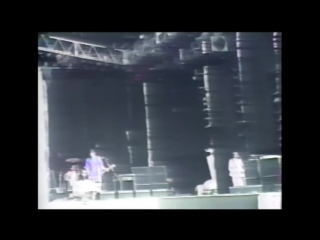 Nirvana gallons of rubbing alcohol flow through the strip (soundcheck) january 23rd, 1993, hollywood rock festival