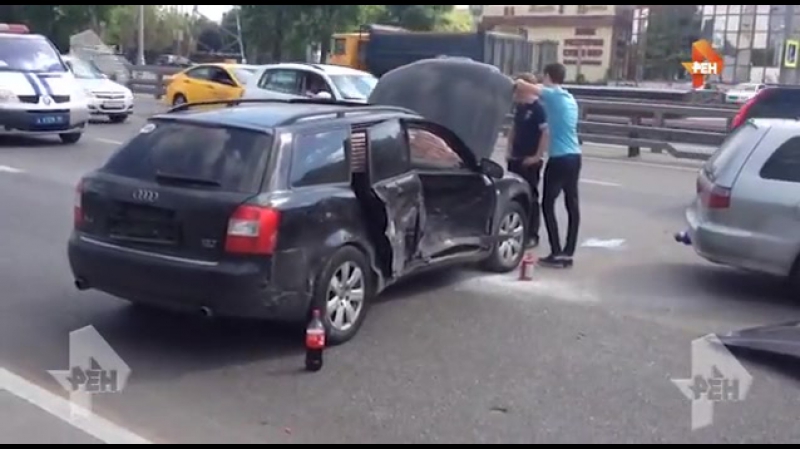 Число пострадавших в дтп с бетоновозом в москве возросло до четырех