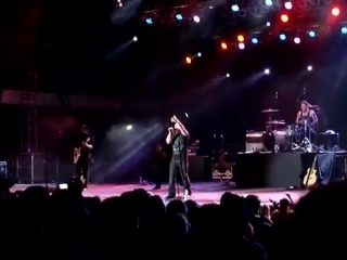 Shut me out by kutless at soulfest 2008