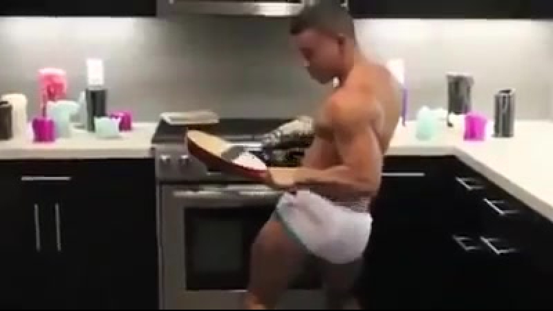 Serrano porn video – Julian serrano pretty game twerk team