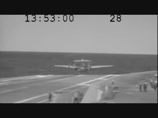 E 2c hawkeye nearly crashes into sea after arresting cable snaps