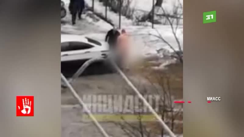 Работников молодые дома напугал эксгибиционист в третьем часу дня он отправился голым на променад