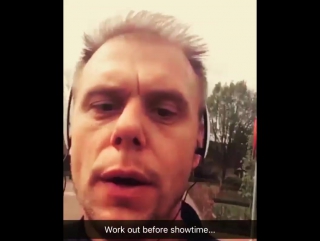 This video made my day! lol legit one of armins best snaps ߘ°ߘ ߘ簟اߘذߘؠarmin in beastmode lolol