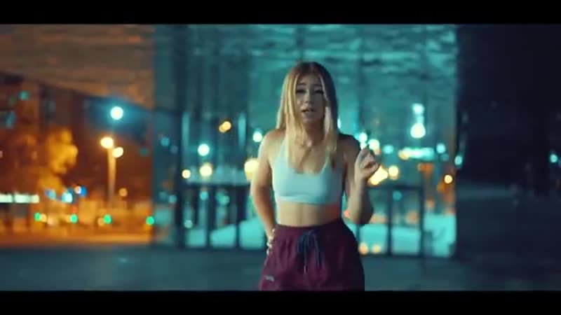 Elilluminari porn video – Elilluminari &amp; la blondie sin condón