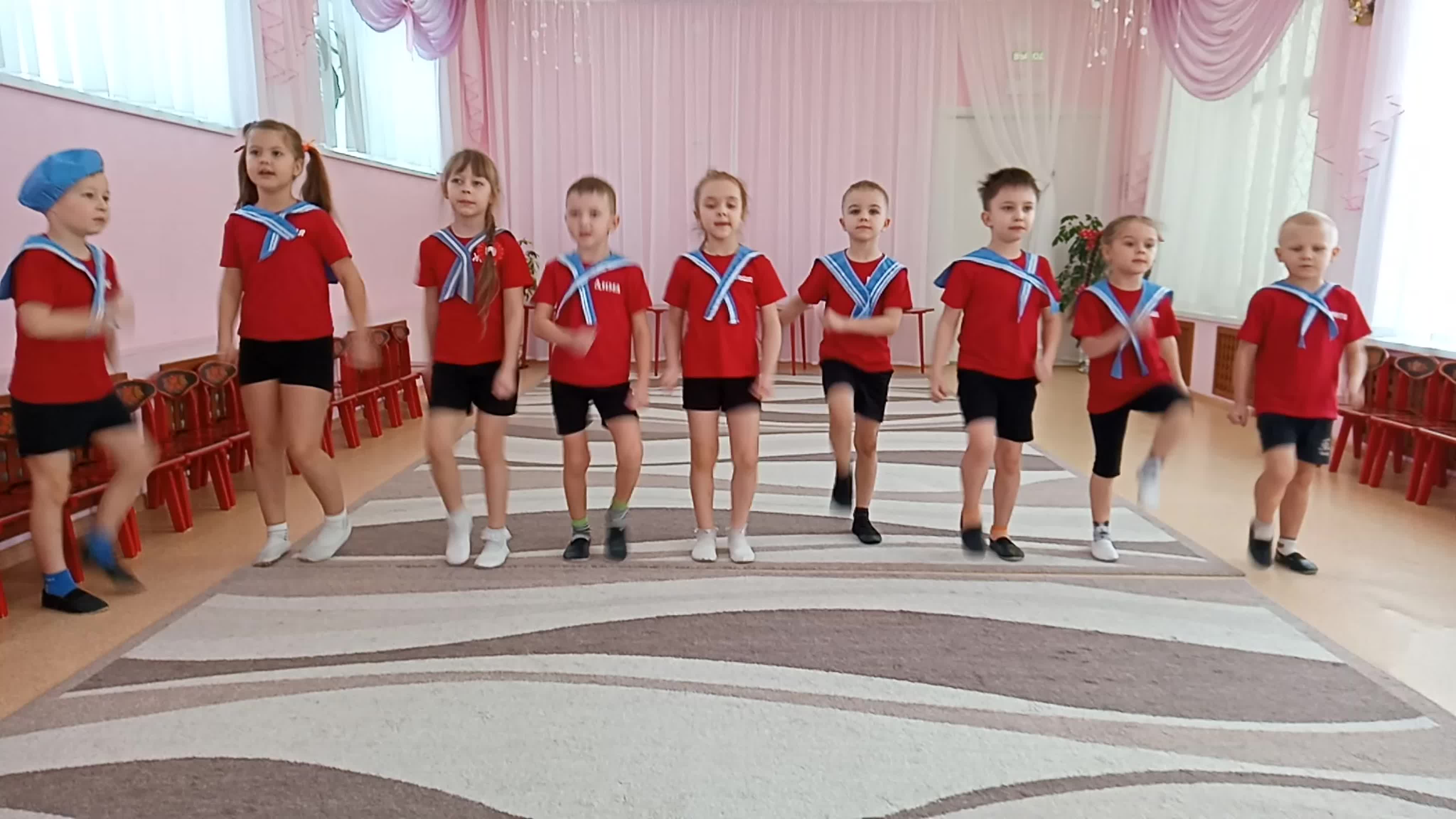 Строевая песня "юные моряки" доу 17 mp4 hq xxx video