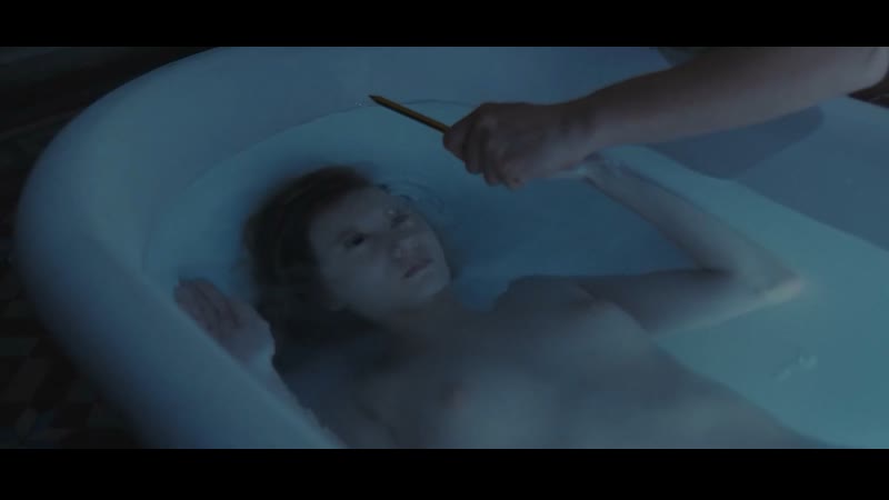 Alba ribas, mireia oriol, laia manzanares nude waste (2016) hd 1080p watch online