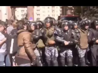 Чтобы лучше понимать вот за это касание кирилл жуков три года проведет в колонии