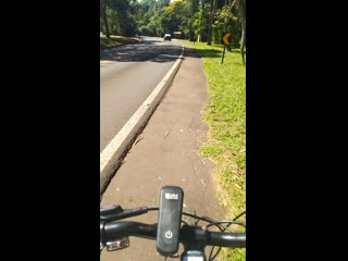 Pedalando na estrada das cataratas do iguaçu