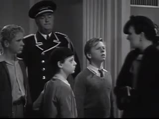 The devil is a sissy (1936)