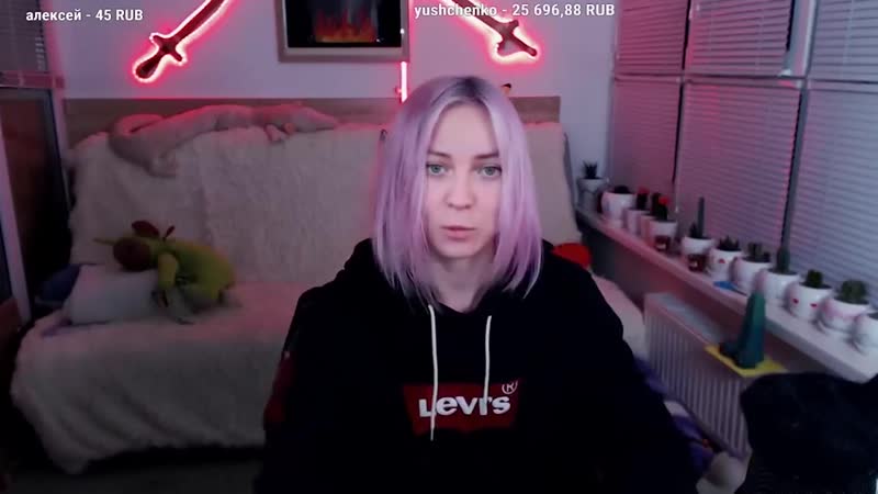 Откровения поклонской о своих сиськах