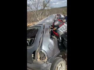 Мотоциклисты влетели в бочину