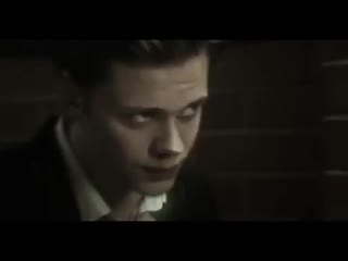 Roman godfrey /// hemlock grove /// bill skarsgard vine