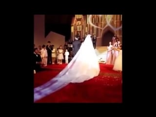 Macro royal wedding of huang xiaoming and angelababy