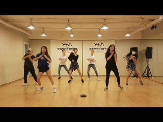 Girls next door deep blue eyes (dance practice)