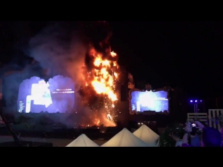 Возгорание на сцене испания