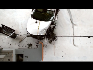 2016 mazda 6 small overlap iihs crash test