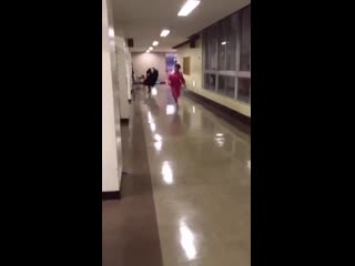 The way im deleting and redownloading this app fifty times so i can vote on all my accs !!!!!!!! if they dont get their first mf