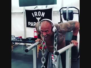 Strength of body дуэйн джонсон тренироа груди