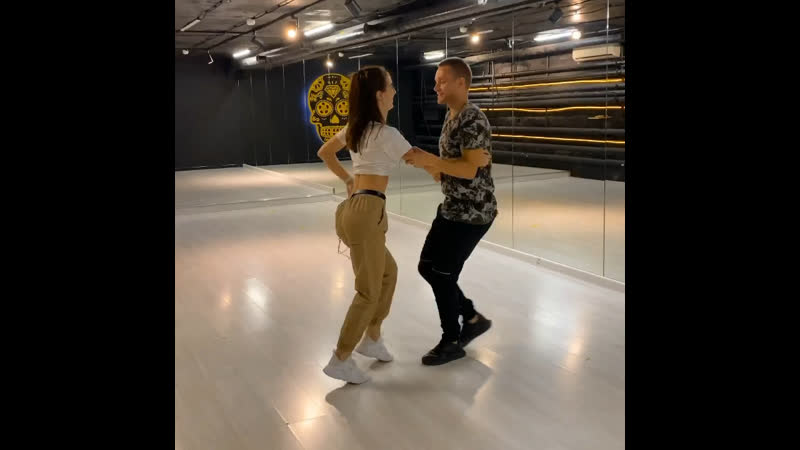 Bachata class ❤️dmitrii &amp; darin 🔥@kvartaldance