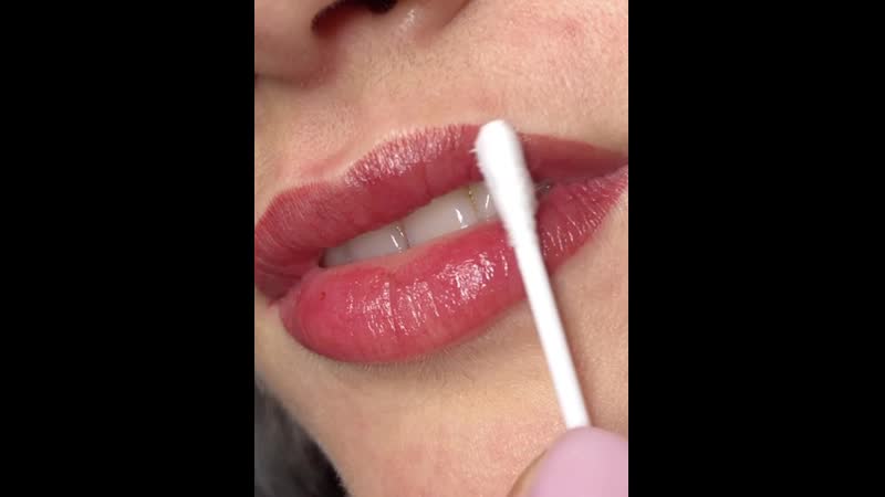 Сочные губы шаг за шагом