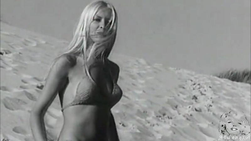 Порно формадағы жетілген әйелдер