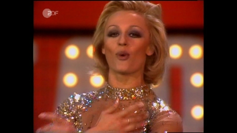 Рафаэлла карра