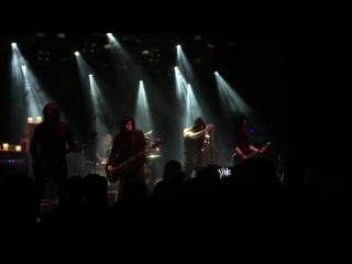 Hallatar mirrors (live at tavastia, helsinki, )
