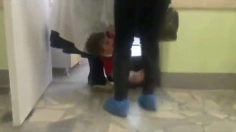 Пустите суки! ( случай в поликлинике )