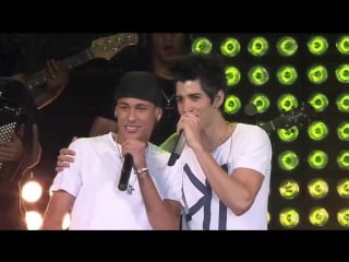 Gusttavo lima con neymar balada