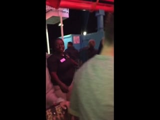 @klairencee when you see niall horan at the santa monica pier omggg