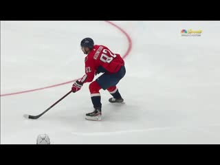 Evgeny kuznetsov dekes out marc andre fleury for sweet breakaway goal