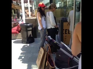 Edy ganem \\ стоя в очереди