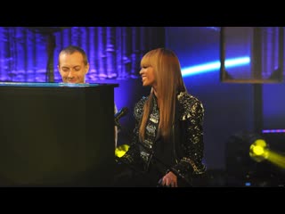 Beyoncé & chris martin halo (live @ hope for haiti 2010)