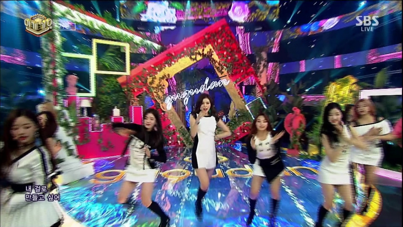 Gugudаn оnе stер сlоsеr + а girl likе mе (inkigаyо 2017 03 05)