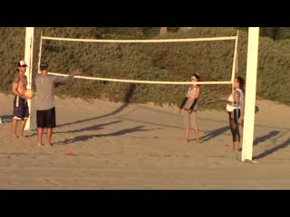 Beach babe alessandra ambrosio showcases her volleyball skills in santa monica ( 720 x 1280 ) mp4