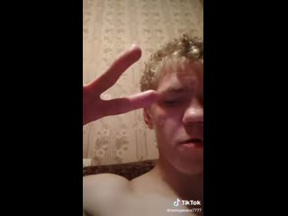 Девочки и тик ток передаю привет лил пипу