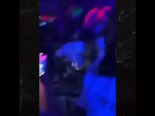 Offset punches fan for cardi b